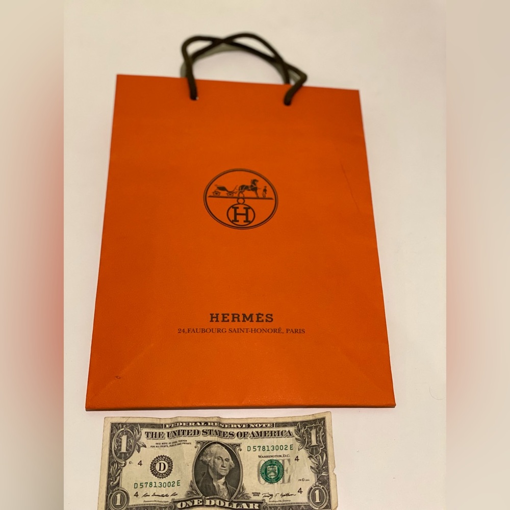 Medium Hermes shopping bag